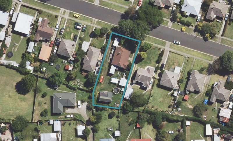 14 Townley Street, Te Hapara, Gisborne - Carousel 1