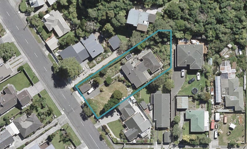 31 Glen Road, Stokes Valley, Lower Hutt - Carousel 1