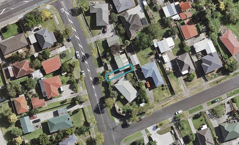 6/2 Hyde Street, Manurewa East, Auckland - Carousel 1