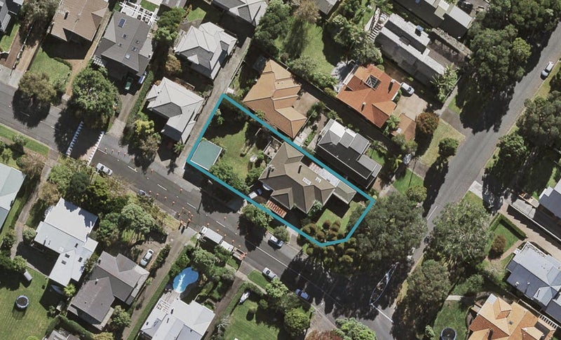 31 Aratonga Avenue, Greenlane, Auckland - Carousel 1