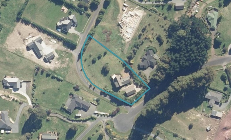 44 Ramsay Drive, Taupo - Carousel 1