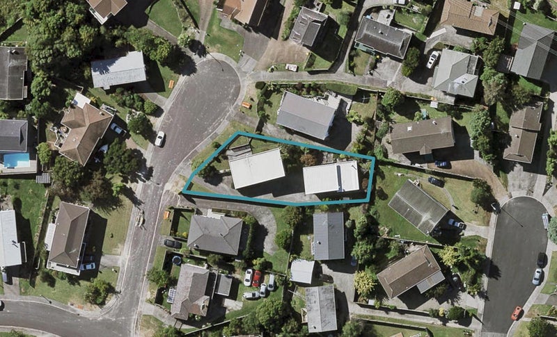 2/5 Remus Place, Tōtara Vale, Auckland - Carousel 1
