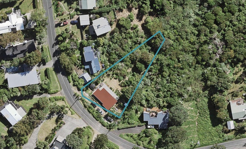 9 Cory Road, Palm Beach, Waiheke Island - Carousel 1
