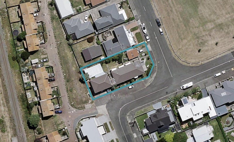 3/1 The Esplanade, Westshore, Napier - Carousel 1