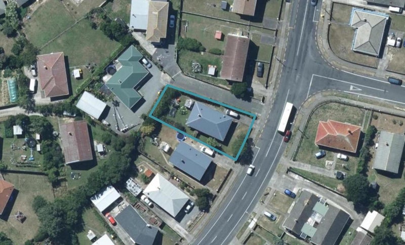 157 Warspite Avenue, Waitangirua, Porirua - Carousel 1