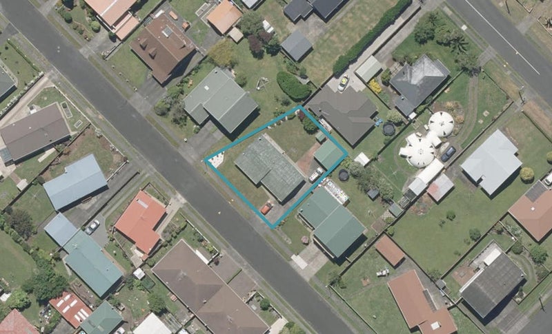 4 Stafford Street, Springvale, Whanganui - Carousel 1