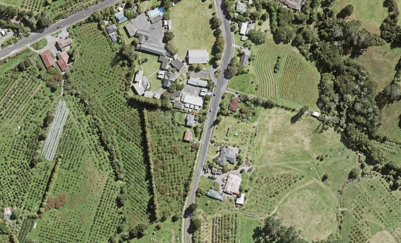 3 Shaw Road, Oratia, Auckland - Carousel 1