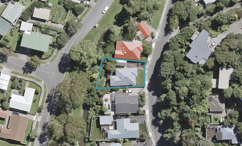 24 Parnell Street, Fairfield, Lower Hutt - Carousel 1