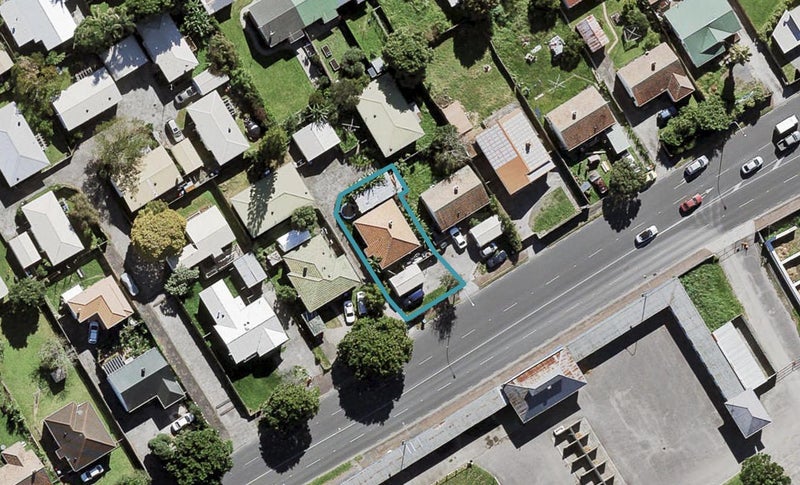 1/13 Ash Street, Avondale, Auckland - Carousel 1