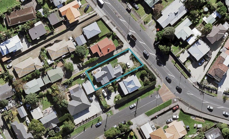 136 Rosebank Road, Avondale, Auckland - Carousel 1