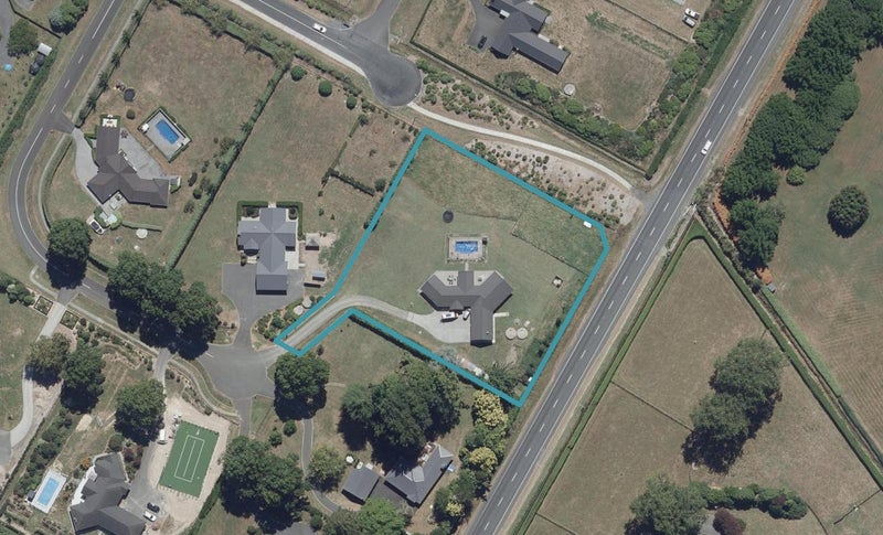19 Tanaka Drive, Tamahere - Carousel 1