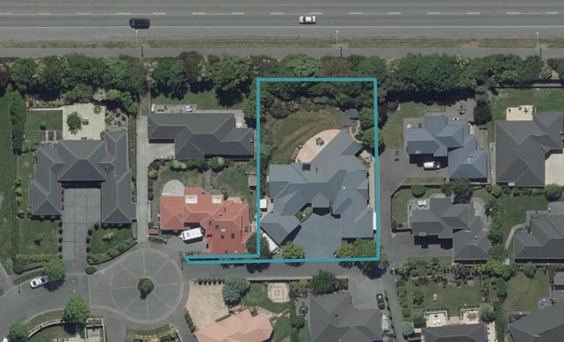 31 Ridgewood Place, Shirley, Christchurch - Carousel 1