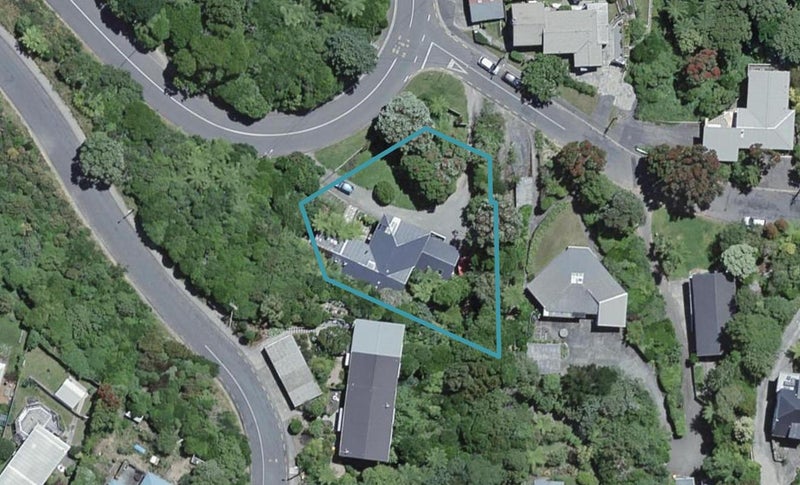 17 Gloucester Street, Wilton, Wellington - Carousel 1