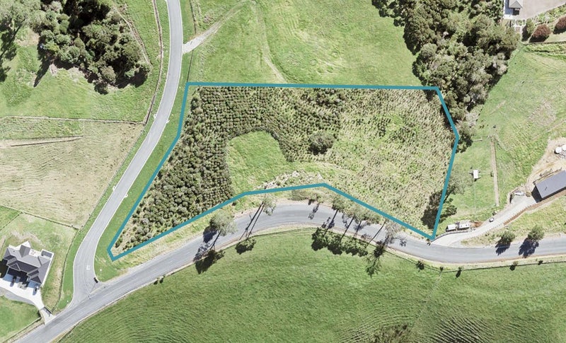 2 Sophia Road, Mahurangi East, Warkworth - Carousel 1