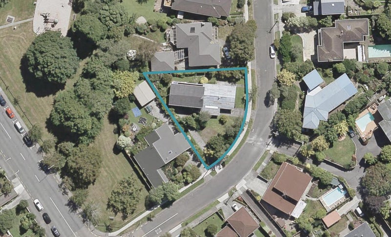 4A Dowling Grove, Silverstream, Upper Hutt - Carousel 1