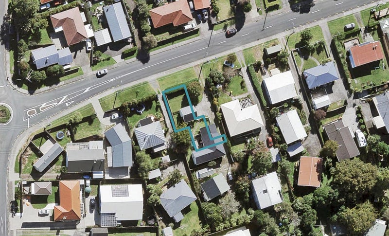 1/3 Eskdale Road, Birkdale, Auckland - Carousel 1