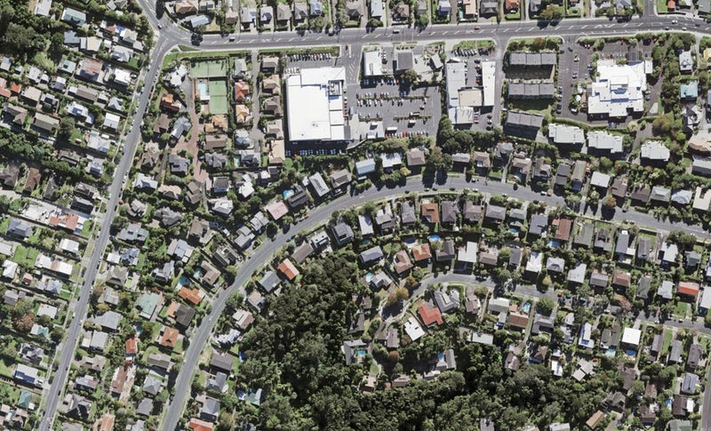 58 Chelsea View Drive, Chatswood, Auckland - Carousel 1