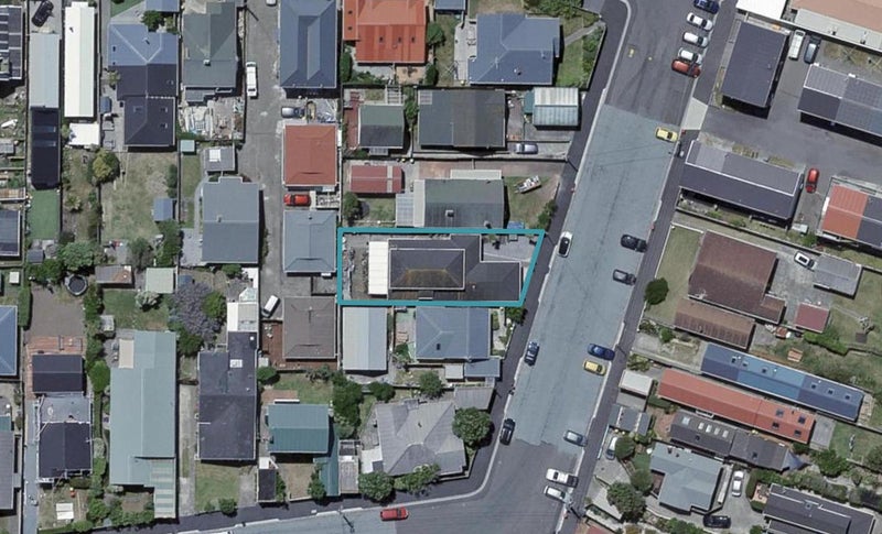 72 Apu Crescent, Lyall Bay, Wellington - Carousel 1