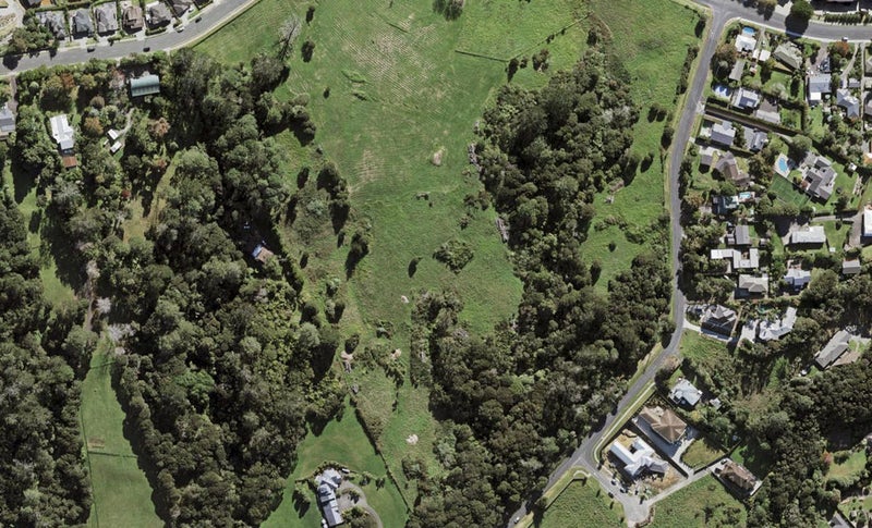 25 Seasons Way, Schnapper Rock, Auckland - Carousel 1