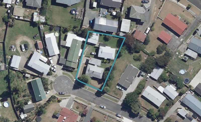 13B Maynard Place, Temple View, Hamilton - Carousel 1