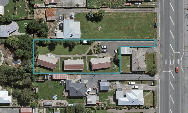 295 Pomona Street, Strathern, Invercargill - Carousel 1
