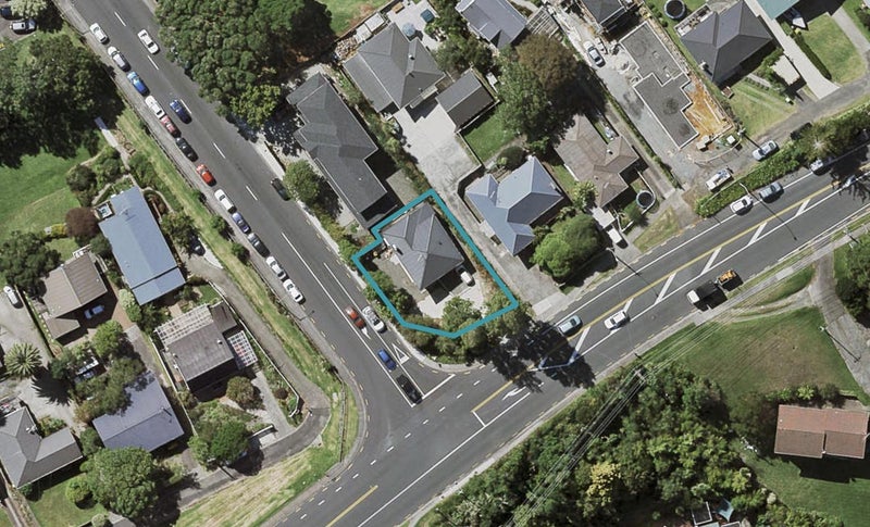 244 Sunset Road, Windsor Park, Auckland - Carousel 1