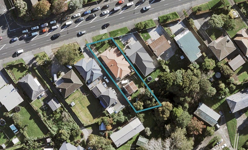 77 Maioro Street, New Windsor, Auckland - Carousel 1