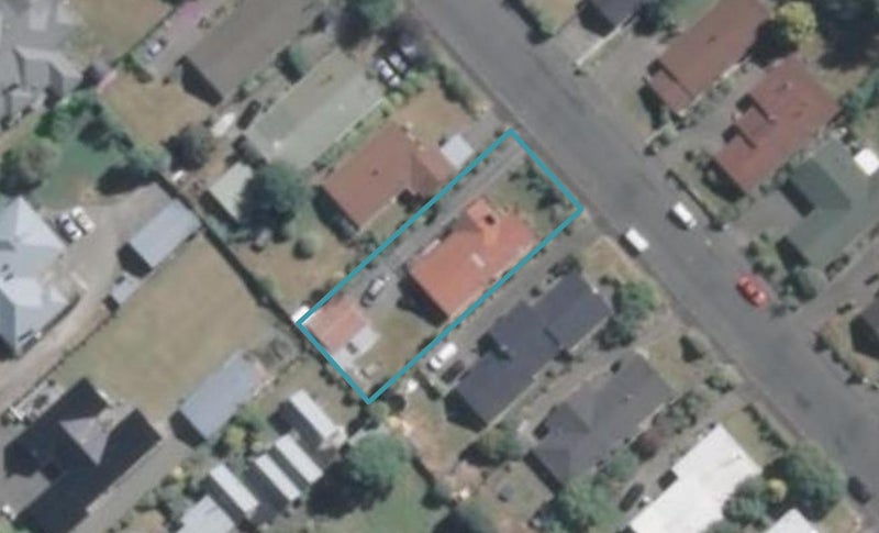 15 Queens Drive, Allenton, Ashburton - Carousel 1