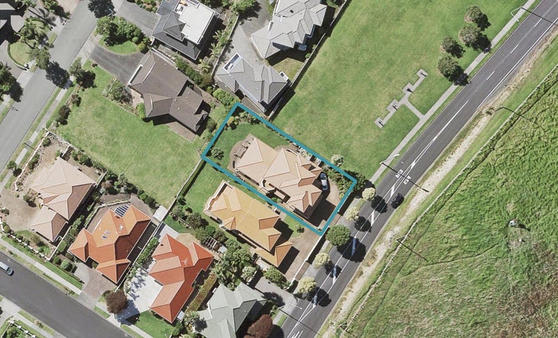 115 Somerville Road, Somerville, Auckland - Carousel 1
