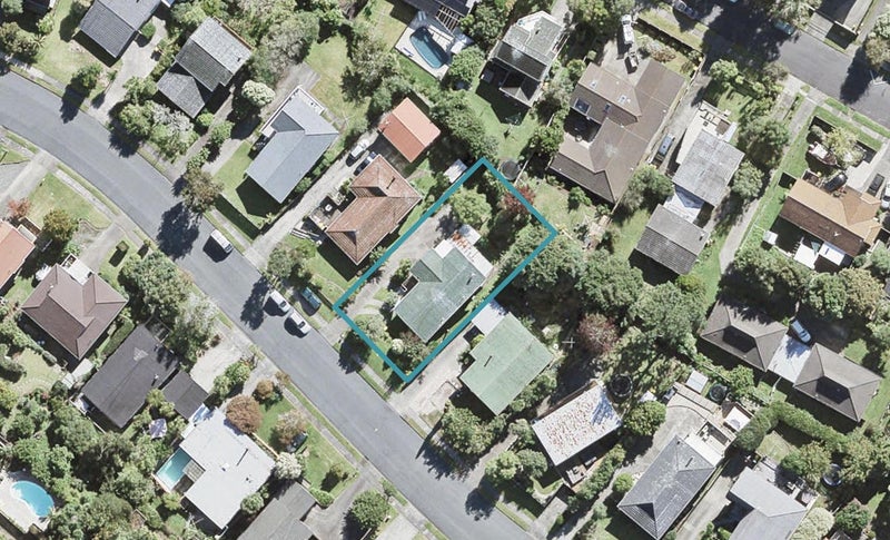 41 Stapleford Crescent, Browns Bay, Auckland - Carousel 1