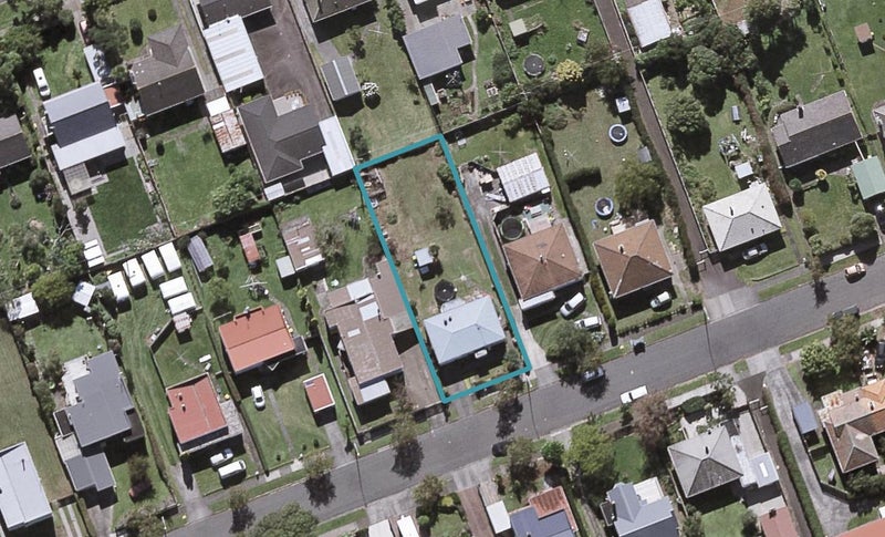 13 Cornwall Street, Brooklands, New Plymouth - Carousel 1