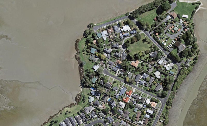 19 Shanley Crescent, Waiuku, Waiuku - Carousel 1