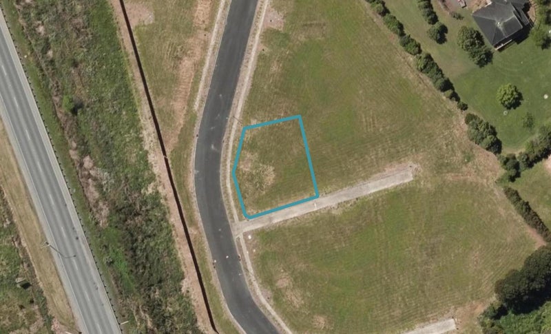 25 Pearce Drive, Te Kamo, Whangārei - Carousel 1