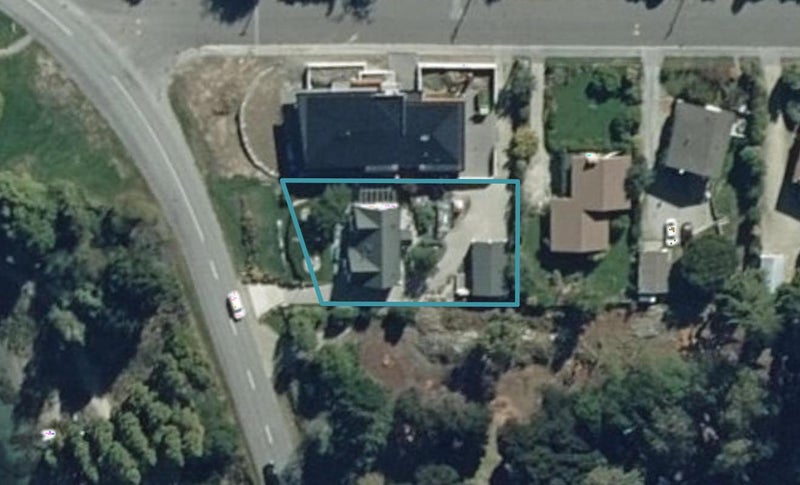 219 Lakeside Road, Wanaka - Carousel 1