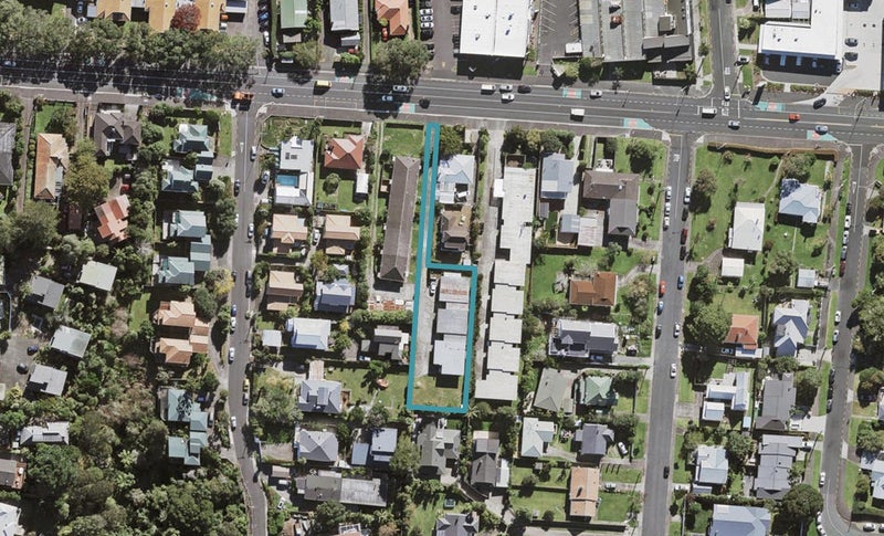 2/132 Onewa Road, Northcote, Auckland - Carousel 1