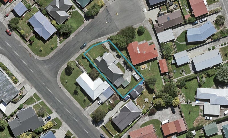 89 Carnarvon Place, Glengarry, Invercargill - Carousel 1