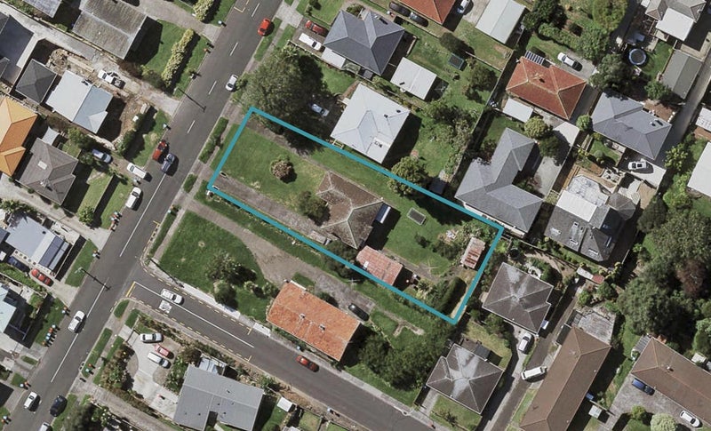 10 Ferndale Road, Mount Wellington, Auckland - Carousel 1
