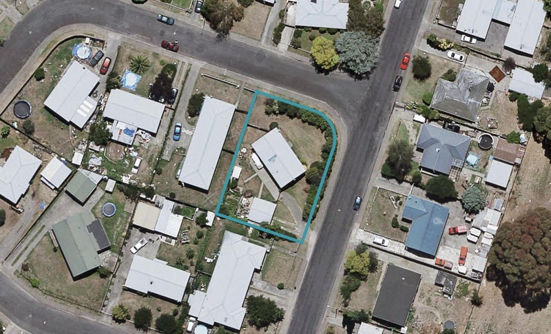 8 Hudson Road, Flaxmere, Hastings - Carousel 1