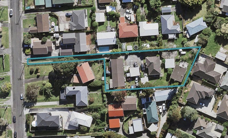1/21 Sunnyfield Crescent, Glenfield, Auckland - Carousel 1