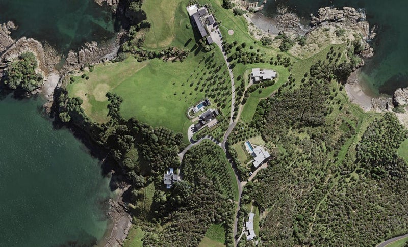 220 Delamore Drive, Oneroa, Waiheke Island - Carousel 1