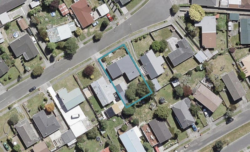 10 Fremont Grove, Totara Park, Upper Hutt - Carousel 1