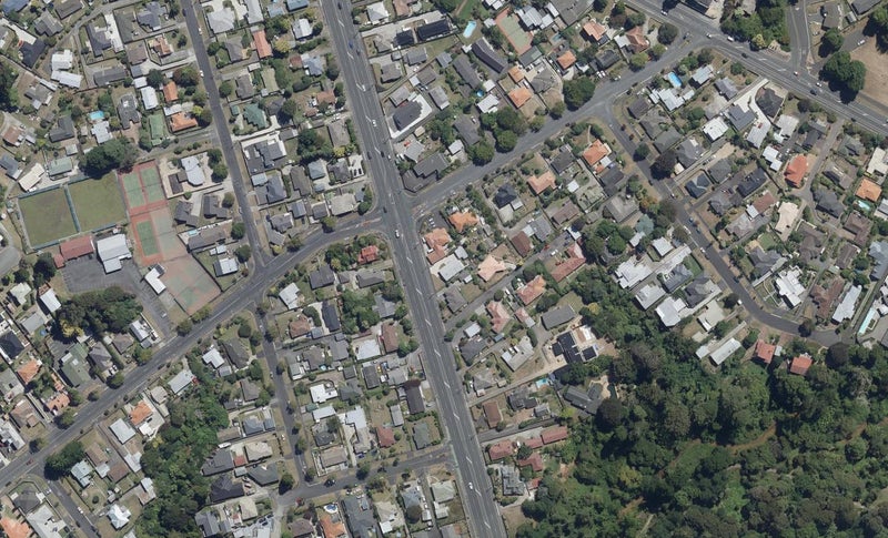 404 Ulster Street, Beerescourt, Hamilton - Carousel 1