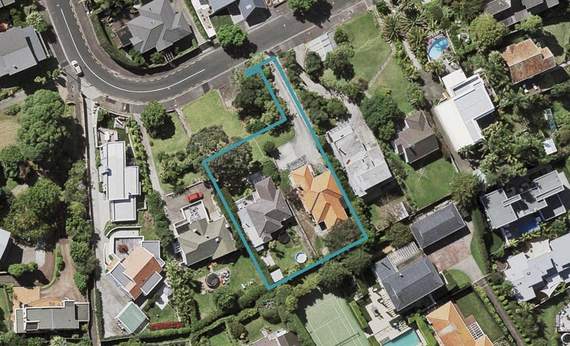 39 Tautari Street, Orakei, Auckland - Carousel 1