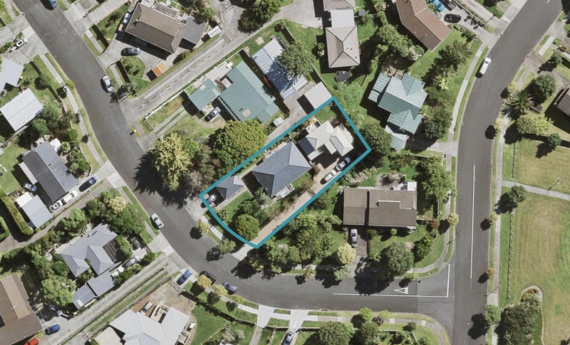 1/3 Denver Avenue, Sunnyvale, Auckland - Carousel 1