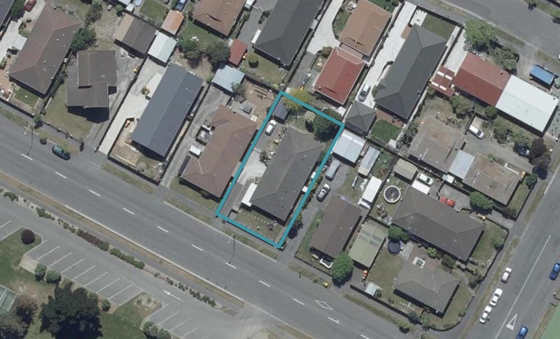 1/80 Queenspark Drive, Parklands, Christchurch - Carousel 1
