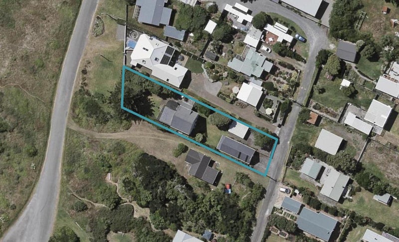 9 Kapiti Lane, Ōtaki Beach, Ōtaki - Carousel 1