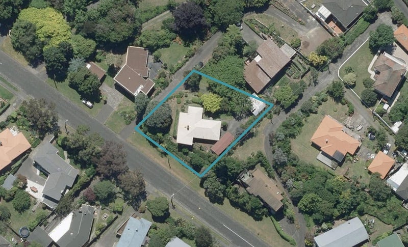 18 Bristow Street, Saint Johns Hill, Whanganui - Carousel 1