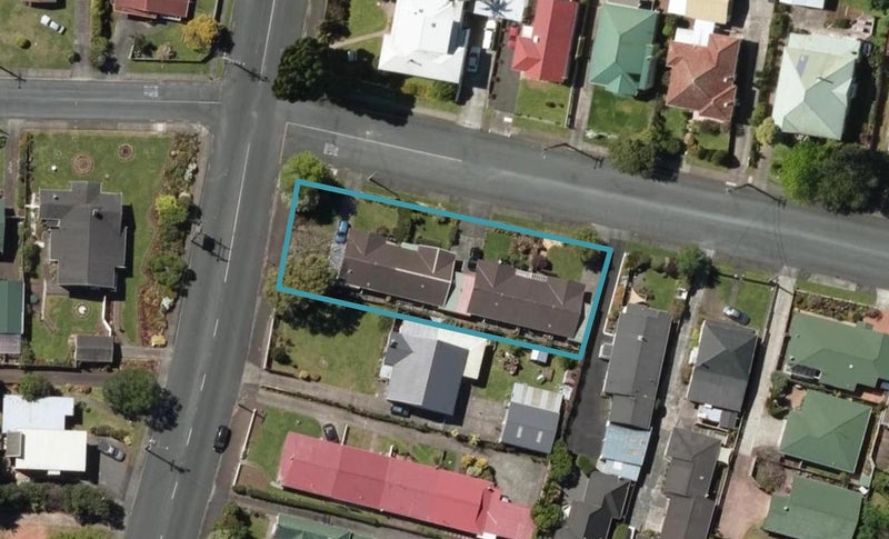 2/2 MAIR ST, REGENT, WHANGAREI - Carousel 1