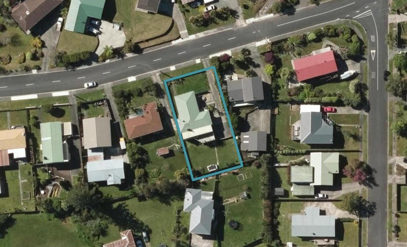 16 Old Parua Bay Road, Parahaki, Whangarei - Carousel 1