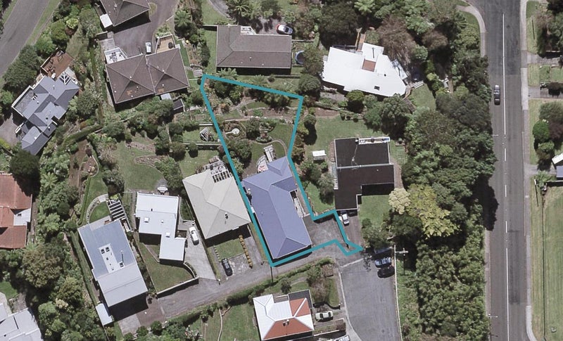 40B Awanui Street, Merrilands, New Plymouth - Carousel 1